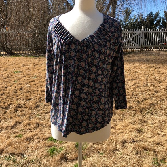 Lucky Brand V Neckline Top Comfortable Fit - Picture 2 of 7